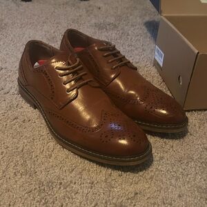 Men’s Temeshu dress shoes 8.5